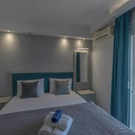 Golden View Studios Apartment *